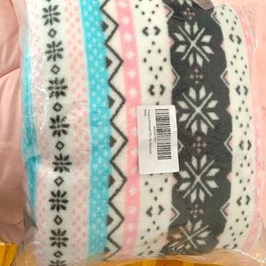 NWT fleece blanket